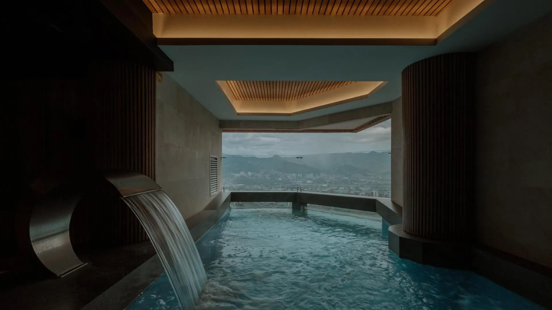Binn Hotel Medellín Colombia