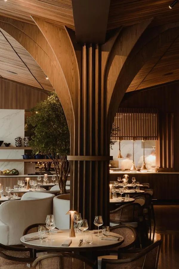 Binn Hotel Medellín 5*,