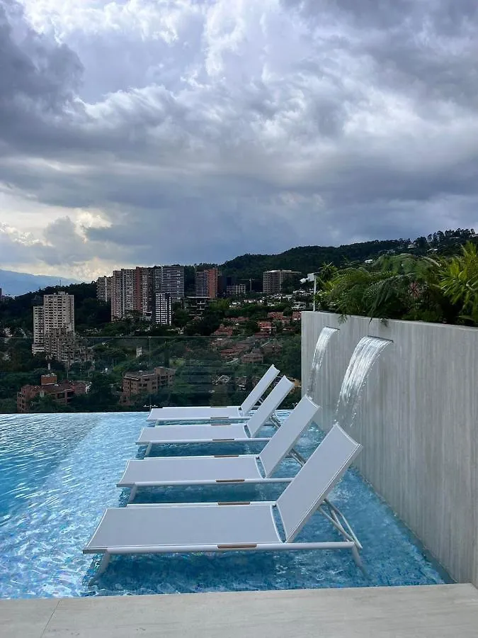 *****  Binn Hotel Medellin Colombia