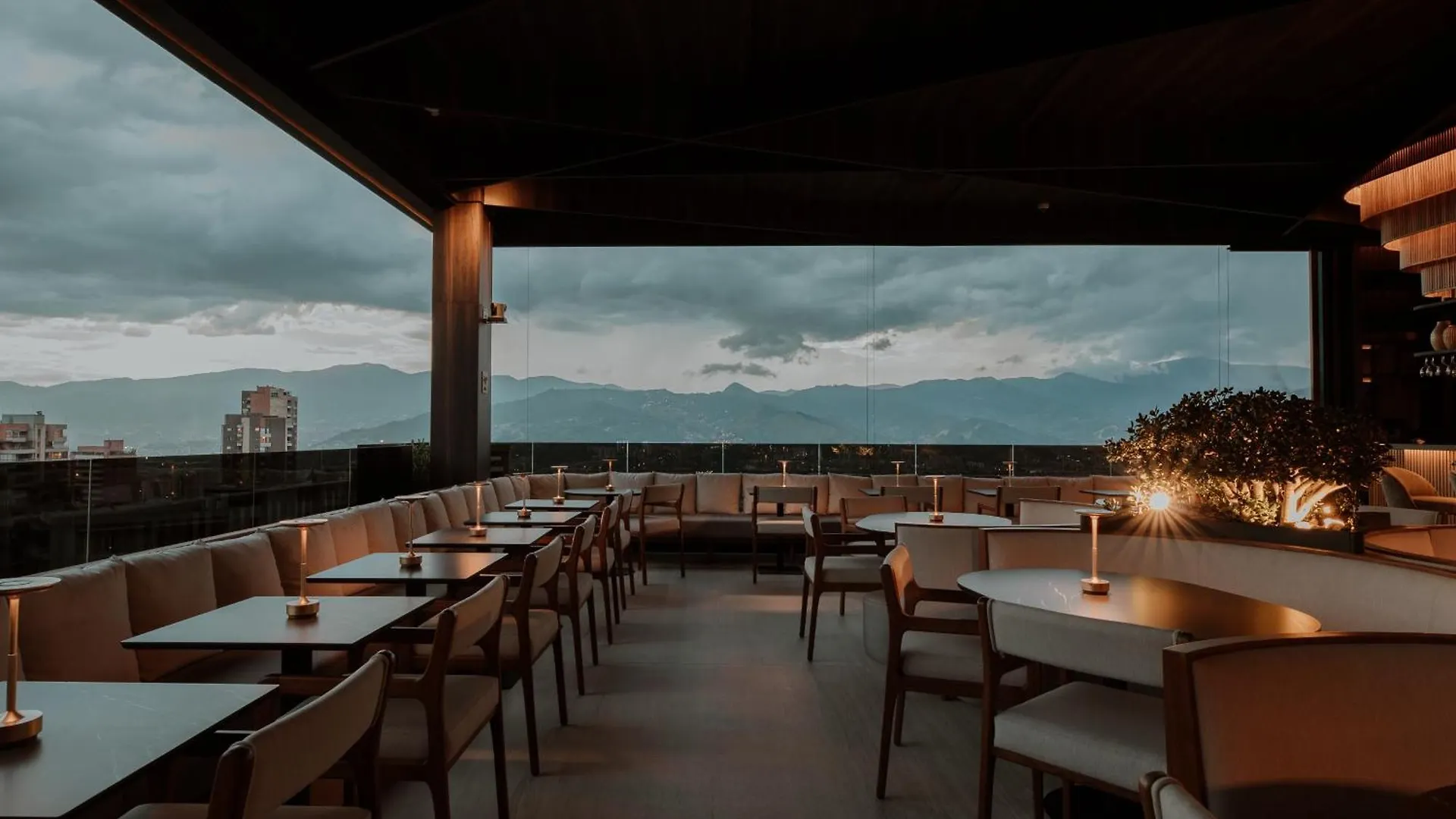 *****  Binn Hotel Medellin Colombia