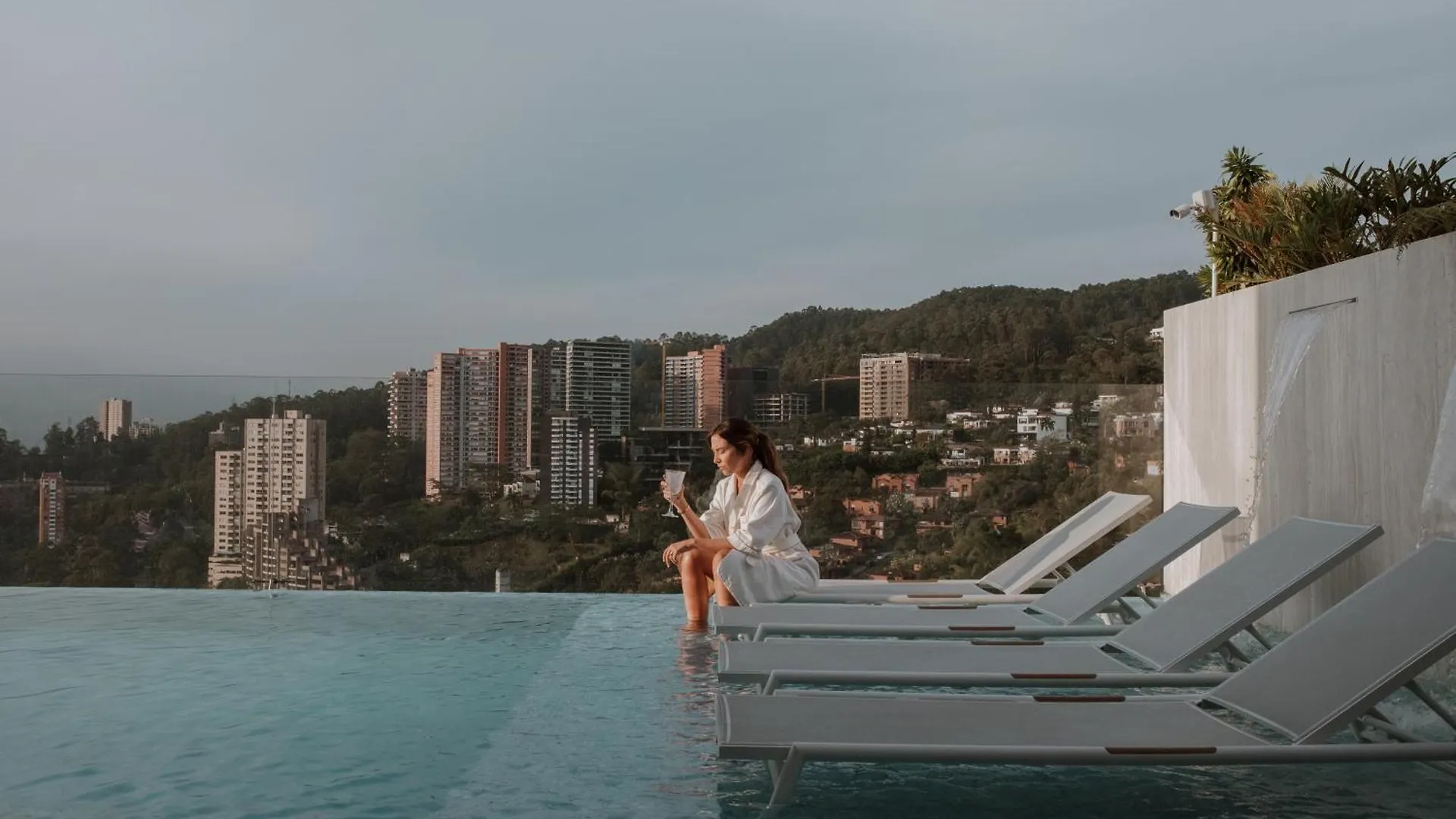 Binn Hotel Medellin 5*,  Colombia